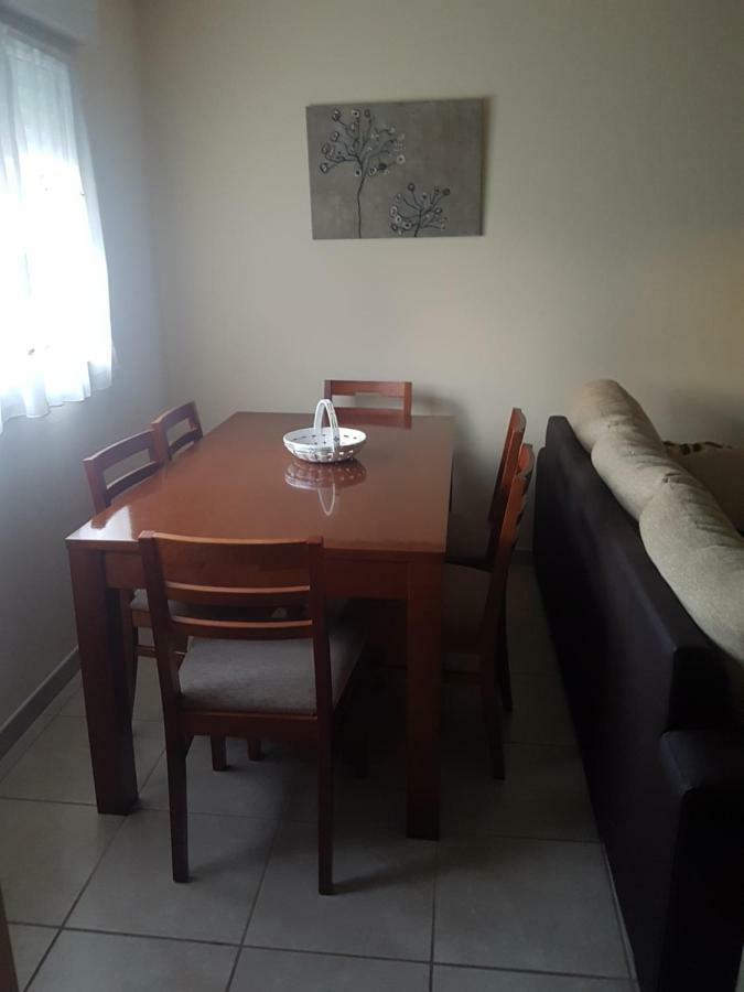 Apartamento En Zona Costera, Muy Cerquita De La Playa Apartment Побра до Караминял Екстериор снимка